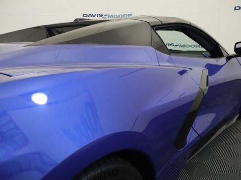 Certified 2021 Chevrolet Corvette Stingray Premium Conv w/ Z51 Performance Package RWD image 7