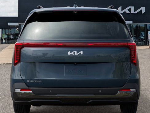 New 2025 Kia Carnival SX Prestige image 13