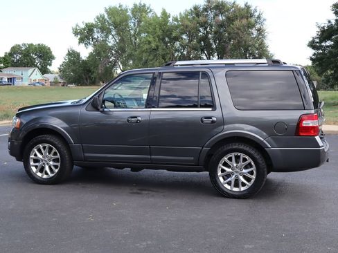 Used 2015 Ford Expedition Limited w/ Equipment Group 301A AWD/4WD image 8