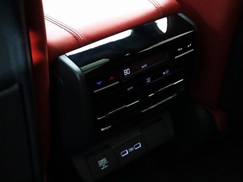 Used 2022 Acura MDX A-Spec image 11