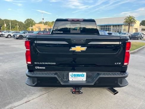 Used 2024 Chevrolet Silverado 2500 LTZ w/ LTZ Plus Package AWD/4WD image 6