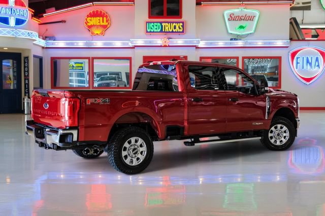 Used 2024 Ford F250 XLT AWD/4WD image 3