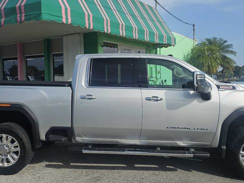 Used 2023 GMC Sierra 2500 Denali AWD/4WD image 13