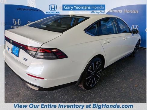 New 2026 Honda Accord Touring image 6