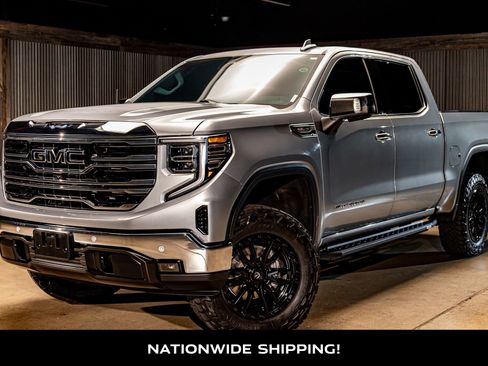 Used 2024 GMC Sierra 1500 SLT w/ SLT Premium Plus Package image 4