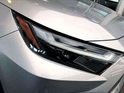 Used 2023 Toyota RAV4 Limited image 28