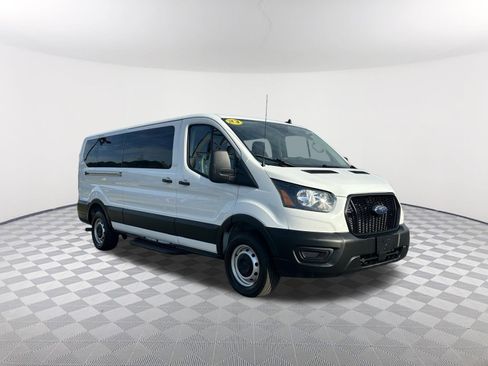 Used 2023 Ford Transit 350 XL image 4