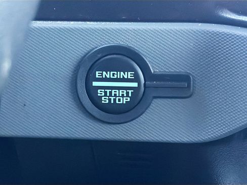 Used 2022 Ford Bronco 4-Door AWD/4WD image 35