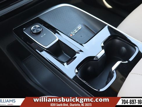 New 2026 Buick Enclave Preferred w/ Power Package FWD image 19