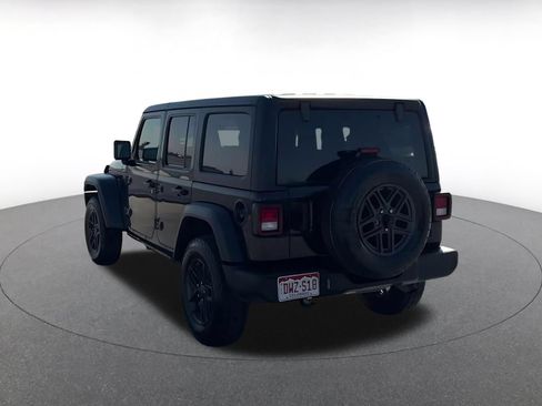 Used 2025 Jeep Wrangler Unlimited Sport AWD/4WD image 11