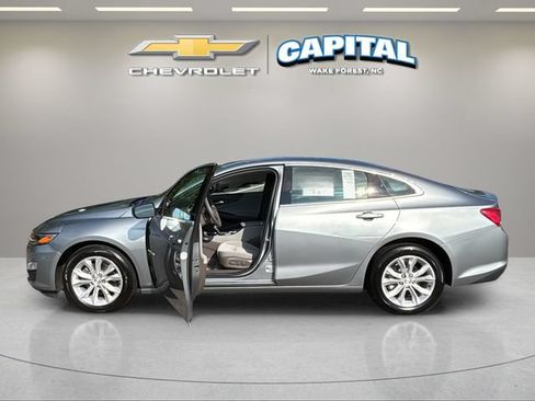 Used 2024 Chevrolet Malibu LT FWD image 9