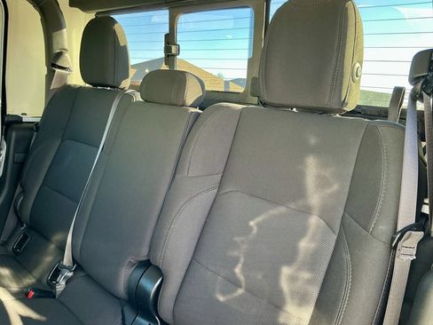 Used 2020 Jeep Gladiator Sport w/ Quick Order Package 24S image 27