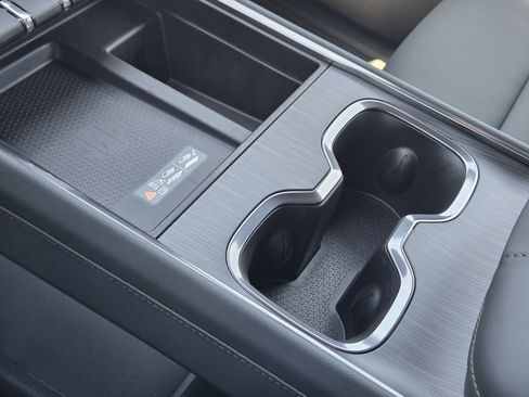 New 2026 GMC Acadia AT4 w/ Luxury Package image 15