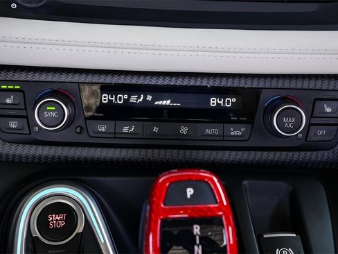 Used 2019 BMW i8 Roadster image 62