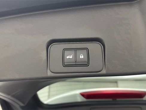 Certified 2023 Nissan Rogue SV w/ SV Premium Package image 26