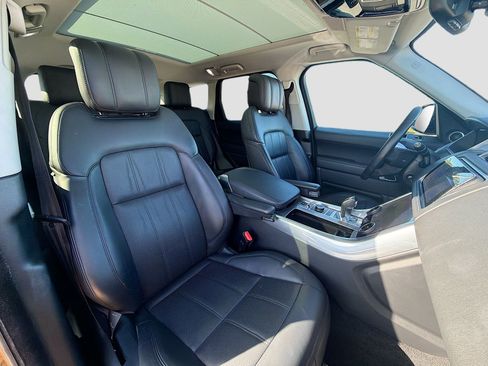 Used 2020 Land Rover Range Rover Sport HSE image 16