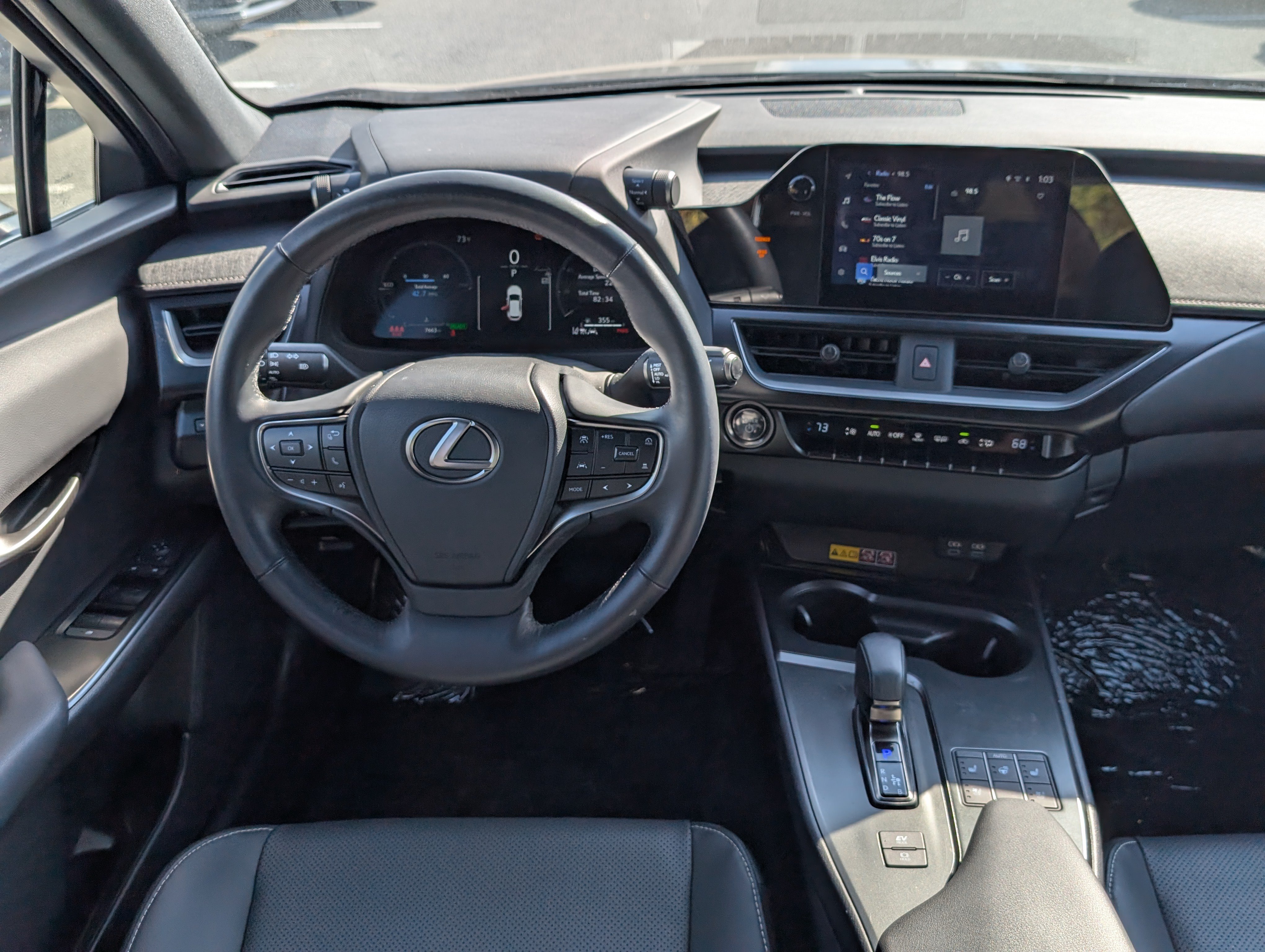 Used 2025 Lexus UX 300h AWD w/ Cold Area Package image 17