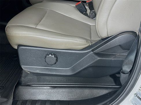 Used 2022 Ford F250 XL w/ Power Equipment Group image 22