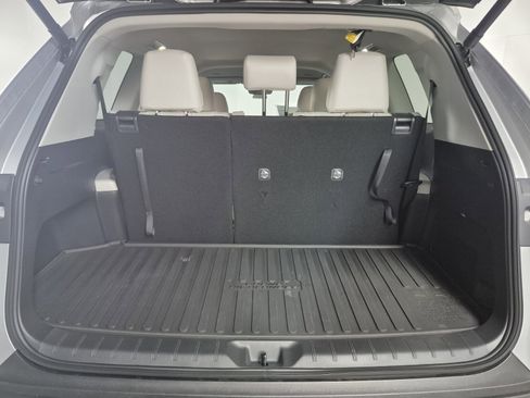New 2026 Toyota Grand Highlander FWD image 13