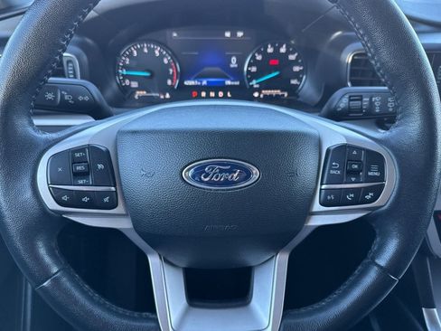 Used 2023 Ford Explorer XLT w/ Equipment Group 202A image 15