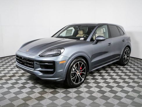 New 2026 Porsche Cayenne S image 1