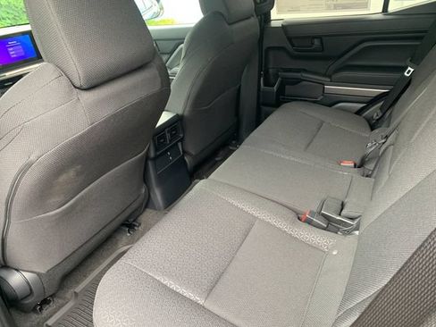 Used 2026 Toyota 4Runner SR5 AWD/4WD image 13