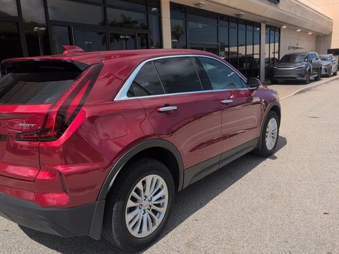 Used 2024 Cadillac XT4 Luxury FWD image 7