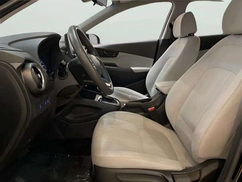 Used 2022 Hyundai Kona SEL FWD image 70