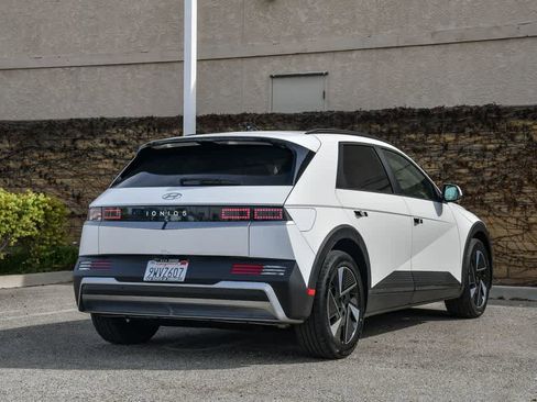 Used 2025 Hyundai Ioniq 5 SEL image 7