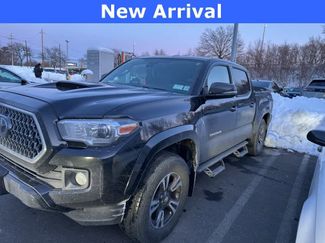 Used 2019 Toyota Tacoma TRD Sport video 1