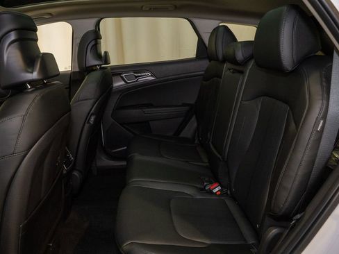 New 2026 Kia Sportage EX image 9