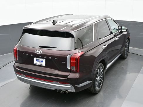 Used 2024 Hyundai Palisade Calligraphy image 39