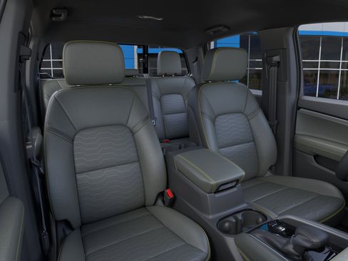 New 2026 Chevrolet Colorado ZR2 image 16