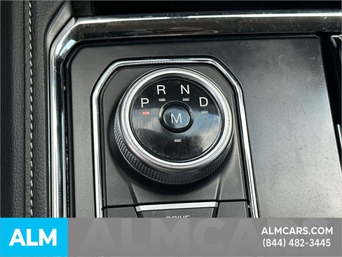 Used 2024 Ford Expedition XLT RWD image 36