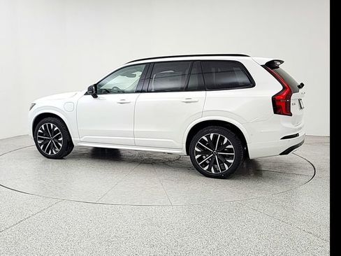 New 2026 Volvo XC90 T8 Ultra w/ Lounge Package image 7