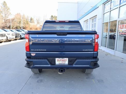 Used 2021 Chevrolet Silverado 1500 Custom image 9