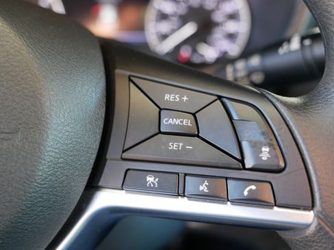 Certified 2025 Nissan Sentra SV image 28