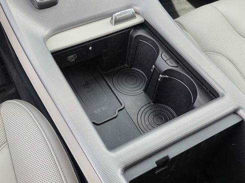 Used 2023 Hyundai Palisade Calligraphy image 27