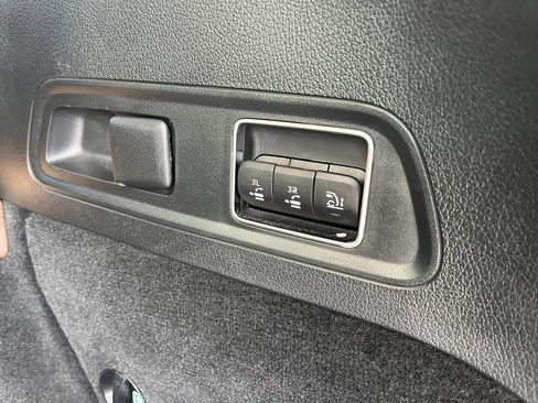 Certified 2024 Mercedes-Benz GLS 450 4MATIC image 17