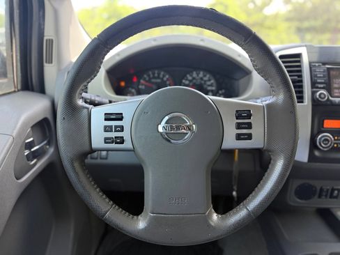 Used 2016 Nissan Frontier SV w/ SV Value Truck Package RWD image 25
