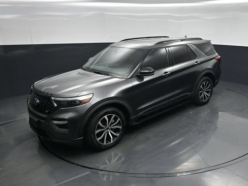 Used 2020 Ford Explorer ST w/ Premium Technology Package AWD/4WD image 39