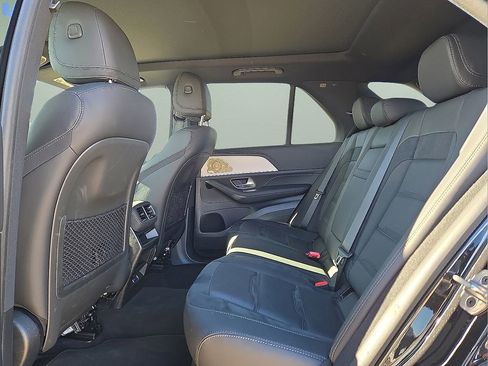 Used 2025 Mercedes-Benz GLE 53 AMG 4MATIC image 17