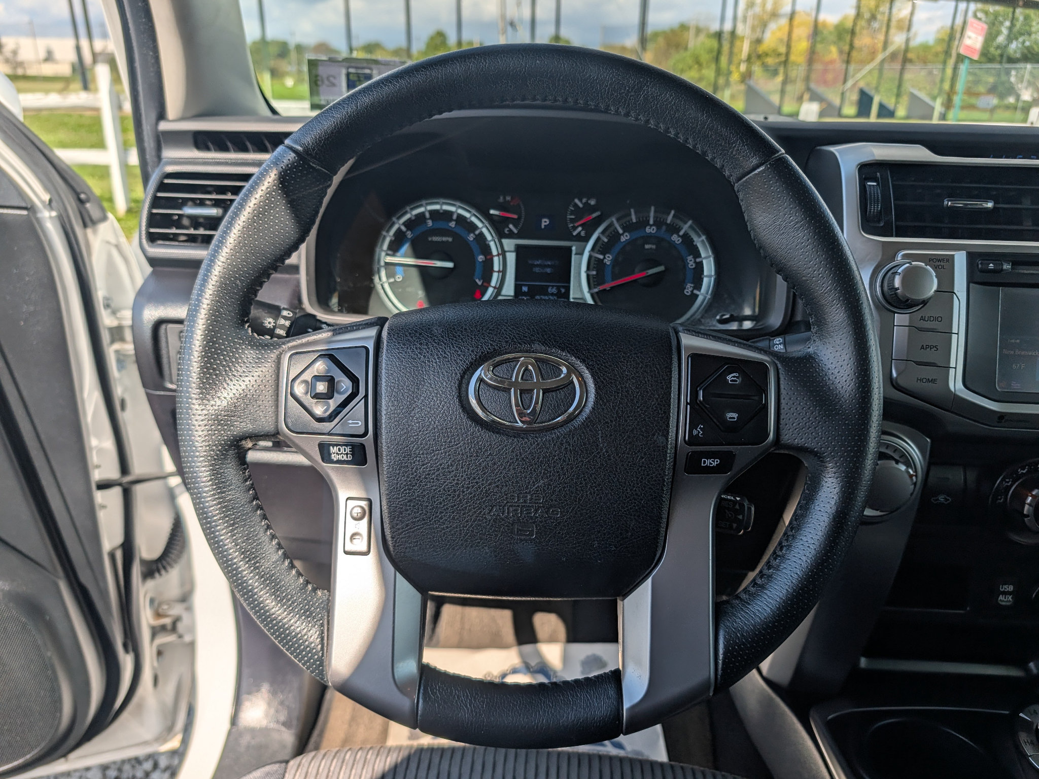 Used 2016 Toyota 4Runner SR5 AWD/4WD image 21