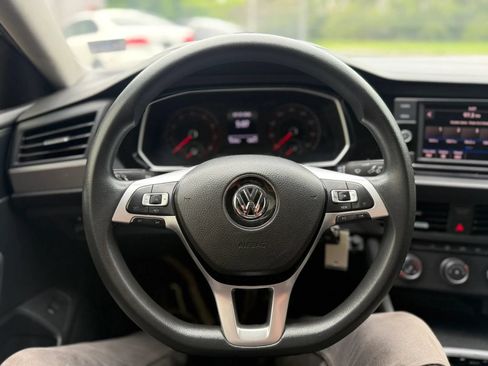 Used 2019 Volkswagen Jetta S FWD image 13