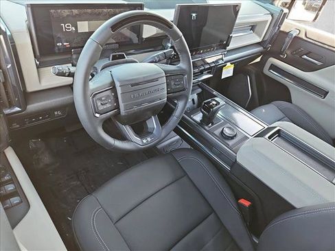 New 2026 GMC Hummer EV SUV AWD/4WD image 3