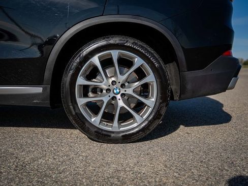 Used 2023 BMW X5 xDrive40i image 12