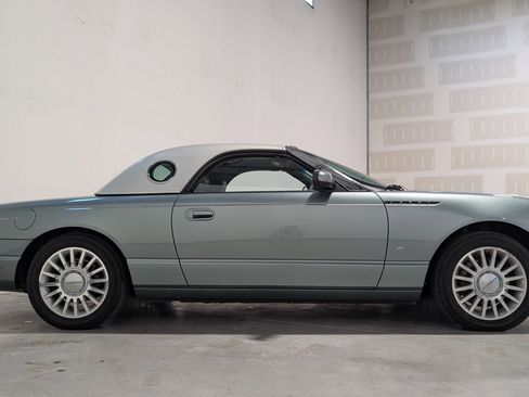 Used 2004 Ford Thunderbird Pacific Coast RWD image 18