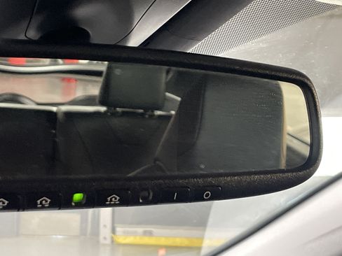 Used 2018 Toyota Prius Prime Advanced image 27