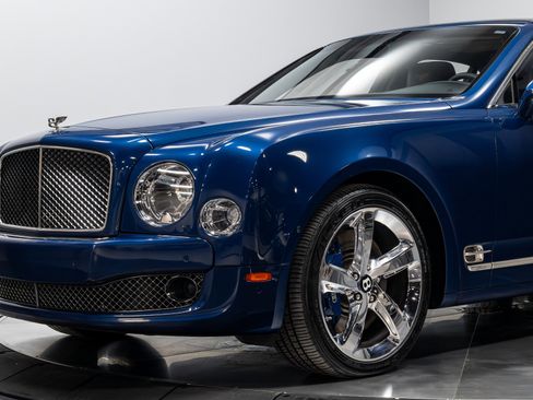 Used 2016 Bentley Mulsanne Speed image 4