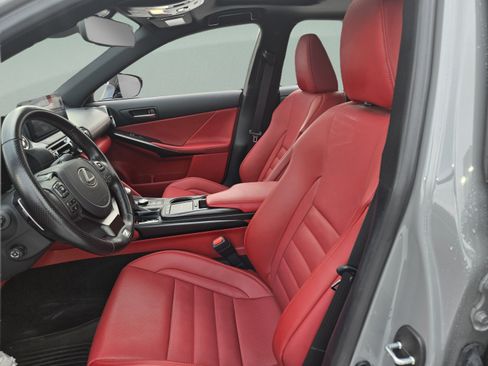Used 2024 Lexus IS 350 F Sport RWD image 12